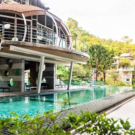 Private Apartment At Emerald Terrace Patong Exterior photo
