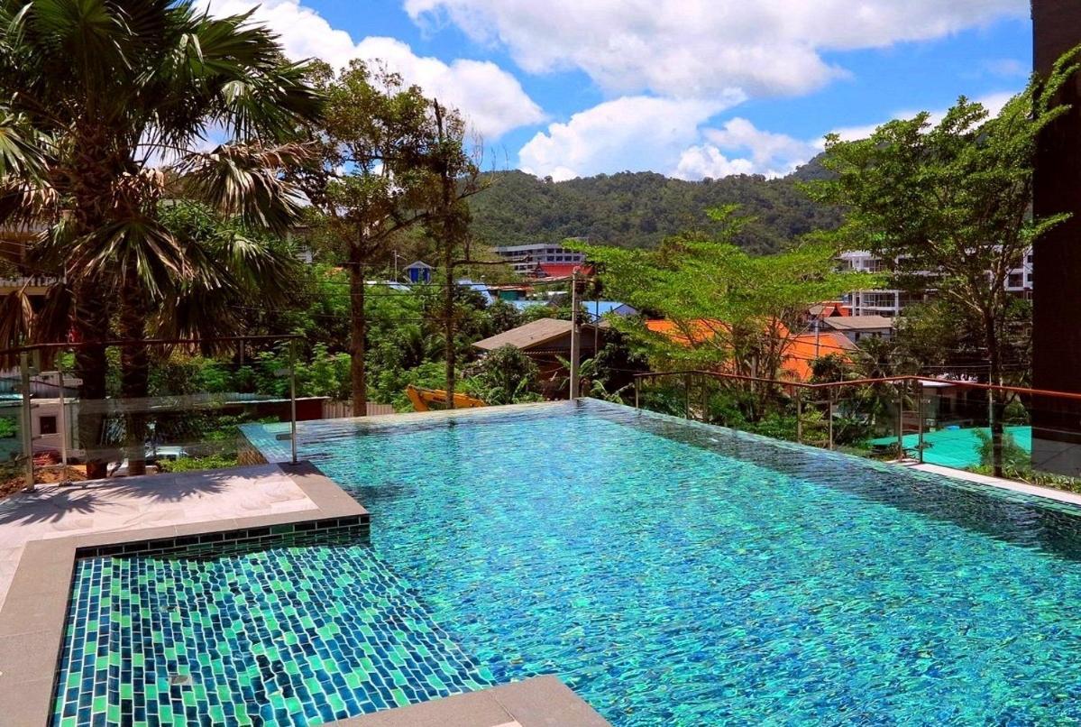 Private Apartment At Emerald Terrace Patong Exterior photo
